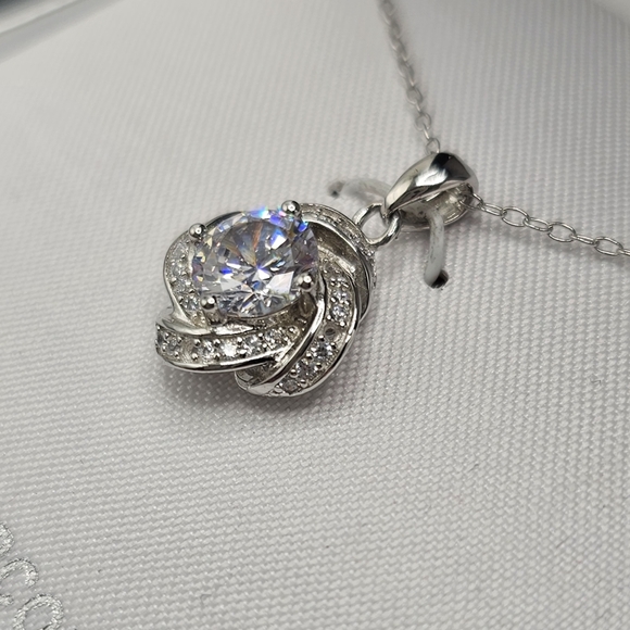 Sterling silver diamond necklace - Picture 4 of 6